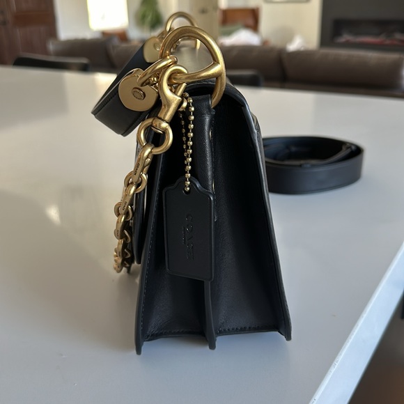 Coach Beat Bag with chain and extra strap - Picture 4 of 7